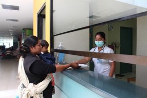 Brinda hospital 30 especialidades para 1 millón 466 niños