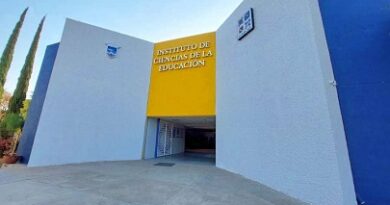 Más conflictos en la UABJO Más conflictos en la UABJO