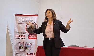 El libro ‘Puerta de Papel’ comparte historias de migrantes 