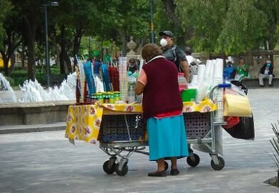 Oaxaca, entre los tres con más pobreza laboral