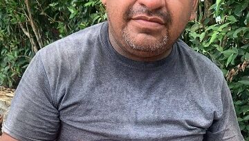 Exige S-22 aparición de defensor comunitario