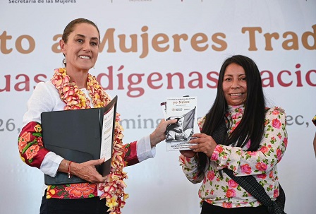 “Mujeres indígenas, grandes protectoras de las lenguas originarias”