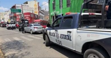 Operativo en negocios de paquetería en la Central