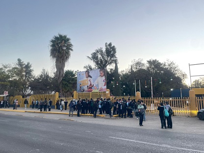 Rector, indiferente, aseguran Rector, indiferente, aseguran