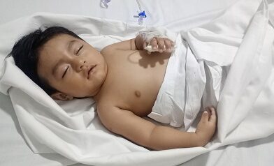 Balam, bebé oaxaqueño, su vida pende de un hilo Balam, bebé oaxaqueño, su vida pende de un hilo