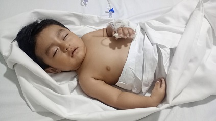 Balam, bebé oaxaqueño, su vida pende de un hilo Balam, bebé oaxaqueño, su vida pende de un hilo