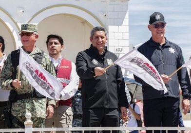 Oaxaca y Puebla buscan blindar carreteras en zona limítrofe Oaxaca y Puebla buscan blindar carreteras en zona limítrofe