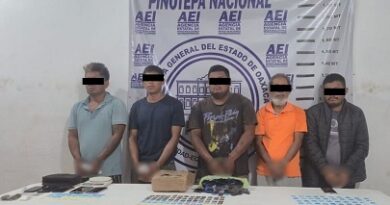 Tras cateos en la Costa aseguran droga y detienen a cinco