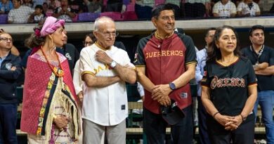 Inauguran el nuevo estadio de beisbol Yu´Va Inauguran el nuevo estadio de beisbol Yu´Va