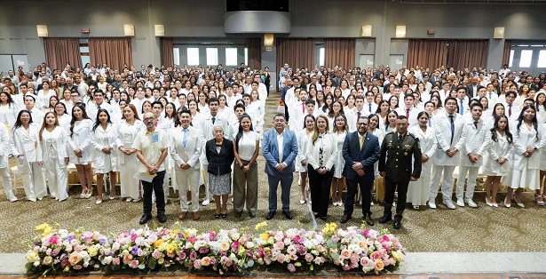 Oaxaca: Nueva generación de profesionales en medicina Oaxaca: Nueva generación de profesionales en medicina