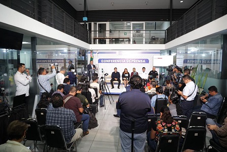 Con vehículos robados, procedimiento ordinario, no red de corrupción: Fiscalía Con vehículos robados, procedimiento ordinario, no red de corrupción: Fiscalía