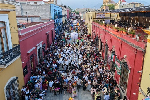 Deja Guelaguetza derrama de mil 138 mdp