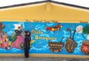 Niña de 3er grado de primaria crea mural