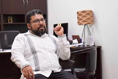 Consejero jurídico de Salomón arremetió contra otro periodista