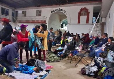 Familia cumple un año de exilio Familia cumple un año de exilio